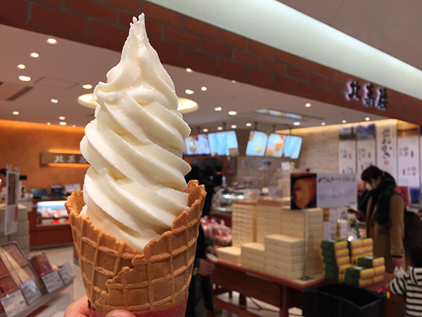 北菓楼　新千歳空港店のソフトクリーム（ヨーグルト味）